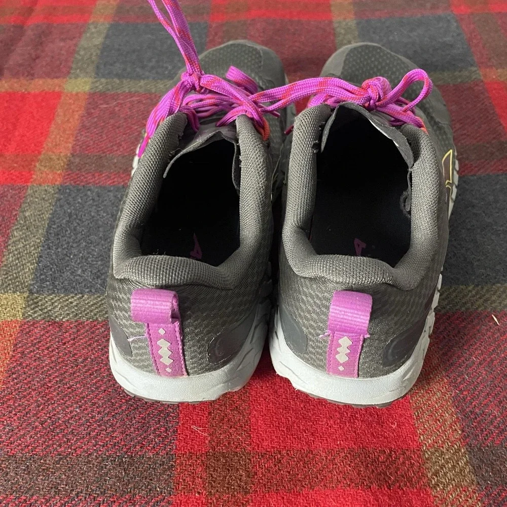 Altra Outroad Peak Womens Size 10 Black Trail Road Running Cushioned Sneakers